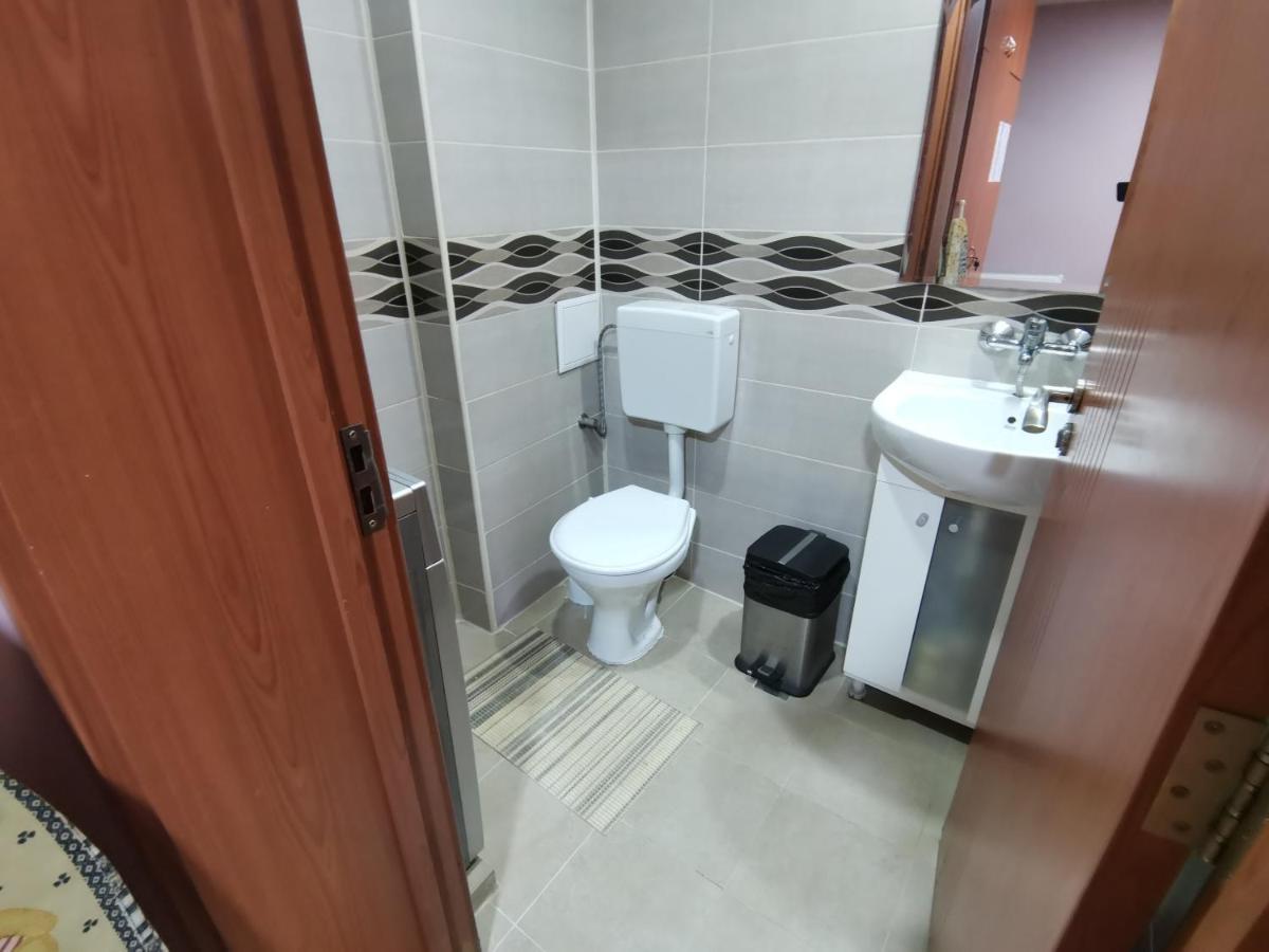 Central Apartment Targovishte Exterior foto